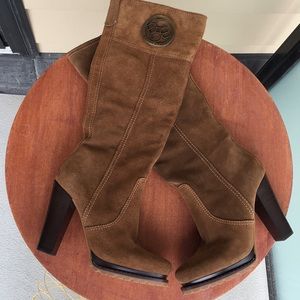 BNWOT BCBG Generation leather boots